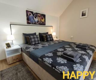 HAPPY Apartments - 9