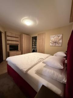 Room 22 - 1