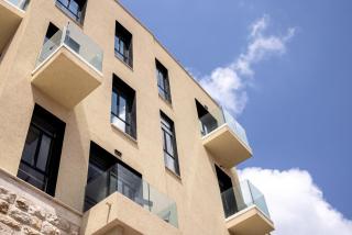 Old Charm Modern Meets in Haifa with Shelter - 5