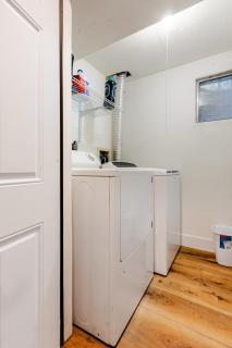 Sagewood Suite Centennial 3BR with suburban comfort - 6