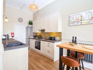 Flat 2 The Moorings - 2