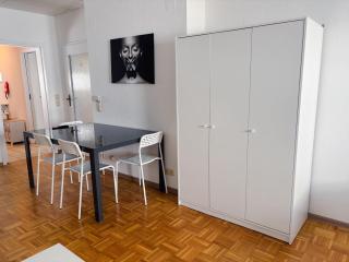 bookandstay24 Lampertheim 3 Zimmerwohnung Balkon Rhein Neckar - 1