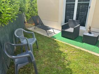 Family House - 5