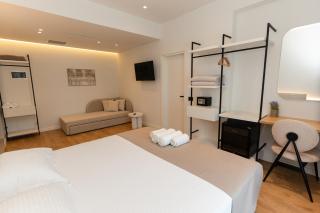 JB Hotel - 1