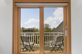 Viewhouse -Private Beach Access - Walkable - EV - 4