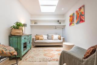 Corner house in Zahara de Istan - 2