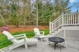 Walk to Sagamore Beach! Curated + Spacious Cottage - 9