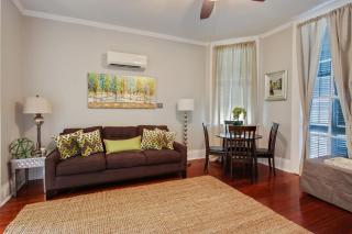 Lepage 1 - 3BR2BA Apartment Near Medical Corridor - 8