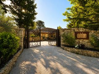 Domaine Le Jas 1872 Piscine, spa & Provence - 2