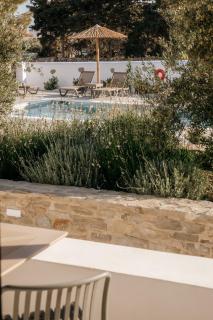 Paranthos Island Living - 4