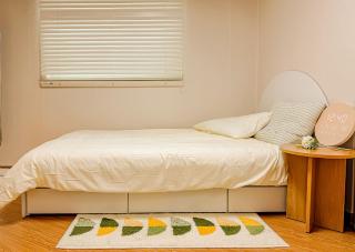 304Hongdae Station Area, Yeonnam, Hongdae Street, 15 Minutes from Itaewon, Single Accommodation, Fully Furnished - 7