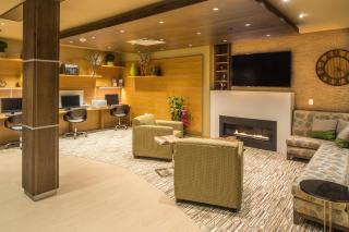 Best Western Plus Franciscan Square Inn & Suites Steubenville - Steubenville - 9