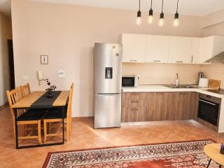 MARD Living Cozy 2BR Near Beach - 1