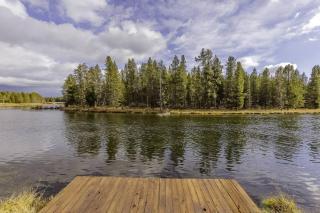 Buffalo Bliss - 18 Guests, Magical Riverfront Cabin, Peaceful, Fire Pit - 5