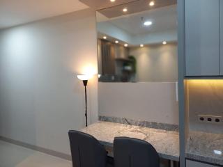 condo in Kecamatan Dukuhpakis, Indonesia - 1