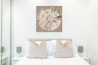 Parking, Sleeps 2, 1 Bedroom and New Interior - 7