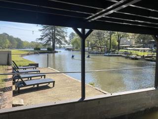 Lake front, quiet cove- Kayaks- - 7