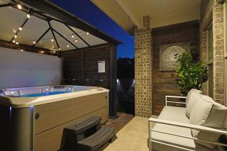 5-BD with Pool Hot Tub Cinema & Golf Sim - 6