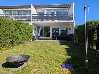 Spacious Copenhagen Family Villa with Playroom & Playgrounds - Only 20 min to Center by Public Transport - 1