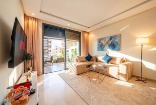 VIVASTAY Casablanca - Skyline Apartment CFC with Terrace & Gym - 6