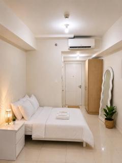 Wind Residences Taal Facing View Near Sky Ranch - 8