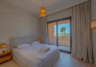 Fantastic 3BR Twin Villa in Ancient Hill Lagoon Heated Pool - 6