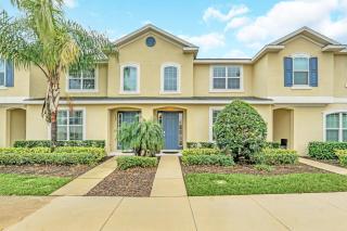 Solara Villa I 1 Minute Walk from Amenities - 5