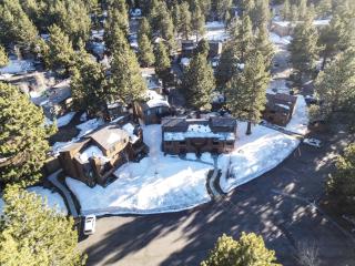 Mountain Condo Spa Pool and Ski Shuttle Access - 9