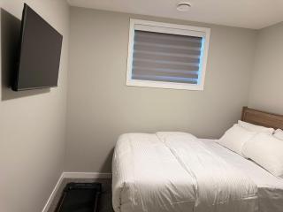 Brand New Cozy Suite - SW Calgary - 3