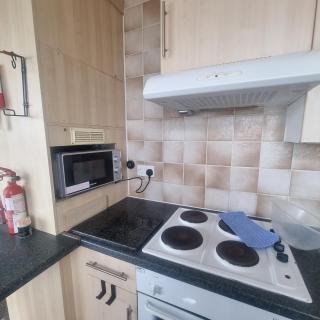 Lynton apartments - 8