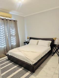 TETEK Spacious & Private Air-Conditioned 1-Bedroom - 8