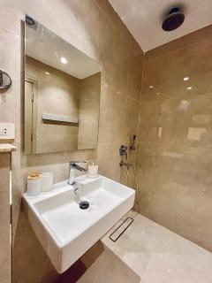 Private Cozy Studio, 7 Min to Mall of Arabia - 1