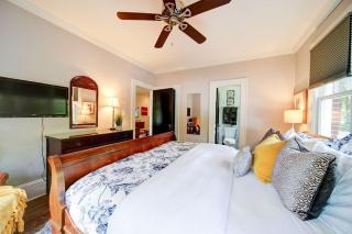 Luxurious Myers Park Living with Screened Porch - Charlotte - 1