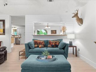 Peace, Space & Starry Nights: Ranch Home in Azle - 8