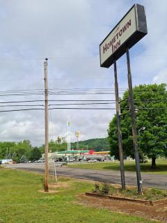 Hometown Inn Staunton VA near Hwy 11 - 8