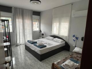 PELEKAN rooms and apartments afroditi 31 - 1