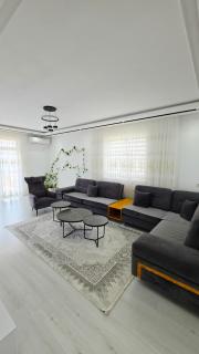 Selimi House - 0