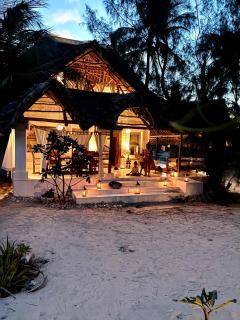 Hidden Paradise Moonrise beachfront with private pool Che Shale The Mahamri House - Mambrui - 1