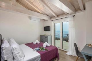 Luxury Villa Dana Indoor Pool and Sauna - 3