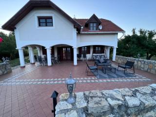 Dorono House - 8