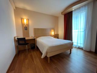 ibis Esch Belval - 1