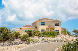 Charming Guest House near Chalk Sound and the Beach - 5