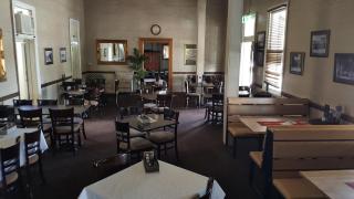 Grand Hotel Mount Morgan - 0