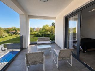 Villa H - 1