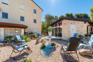 Apartments near Beach in Klimno-Insel Krk 58047 - 5