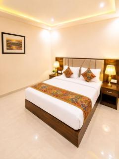 Hotel Urban Inn - The RK Hospitality Group - 0