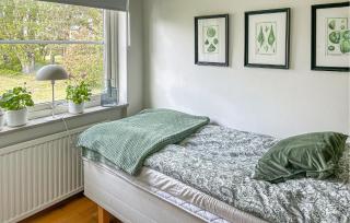 2 Bedroom Beautiful Home In Trelleborg - 6