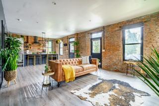 Jungle House Downtown Columbus - Modern Boutique Suites - 0