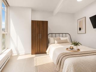 Prime Hamilton Street 2-Bedroom Vancouver Stay - 4