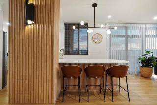 Dazzling Harbour Views, City Escape - Pool and Gym - 4
